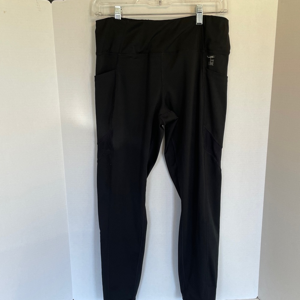 Nine Line Women's Large Black Athletic  Capris Leggings 3 pocket